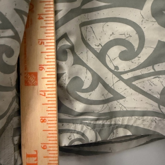 Simms Swim Trunks Mens 34 Graphic Print Board Shorts Solarflex Fishing Suit B731 - Picture 4 of 8